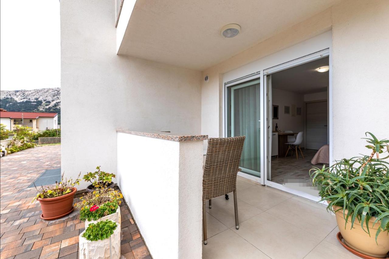 Apartments Augustinovic Baska  Exterior photo