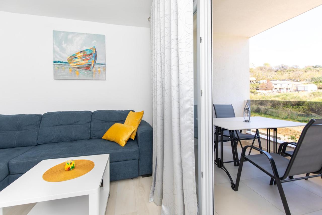 Apartments Augustinovic Baska  Exterior photo