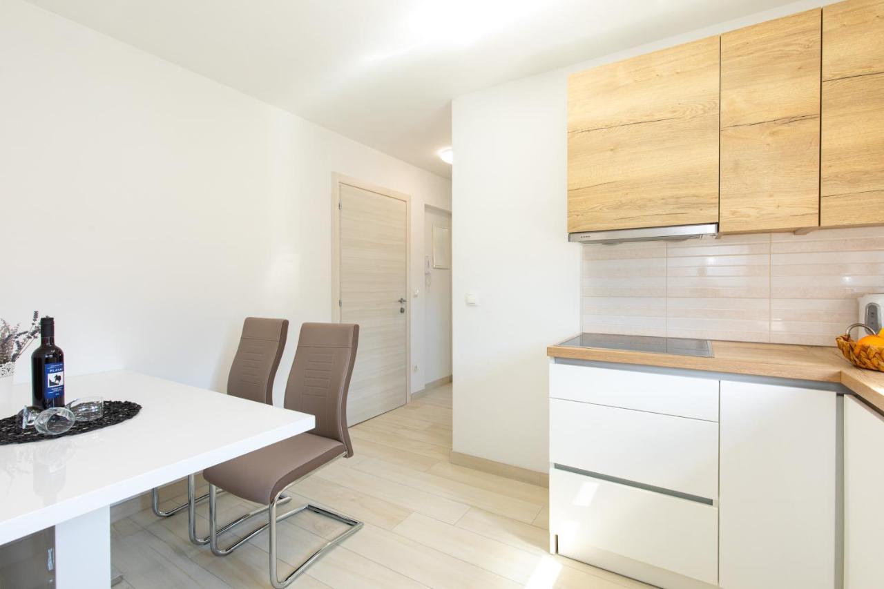 Apartments Augustinovic Baska  Exterior photo